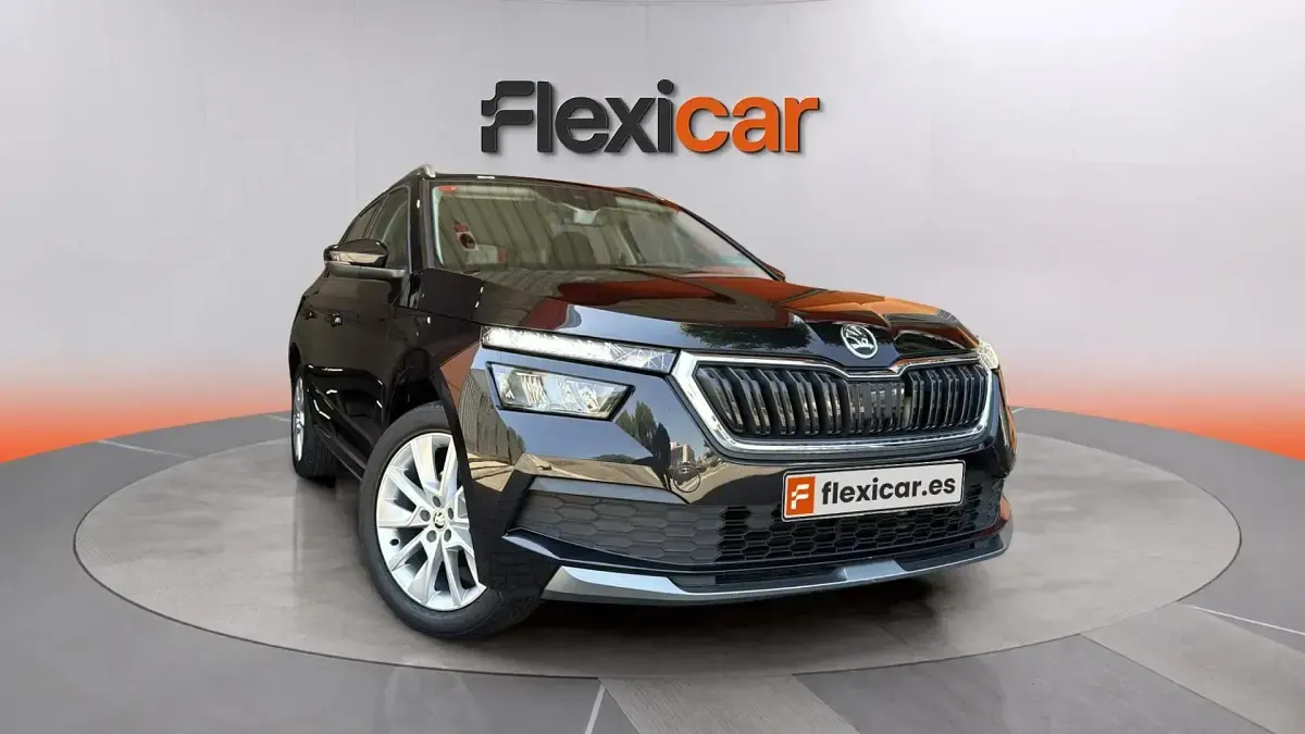 Usado Skoda Kamiq Ambition 110 CV (80 kW) 2020 SUV