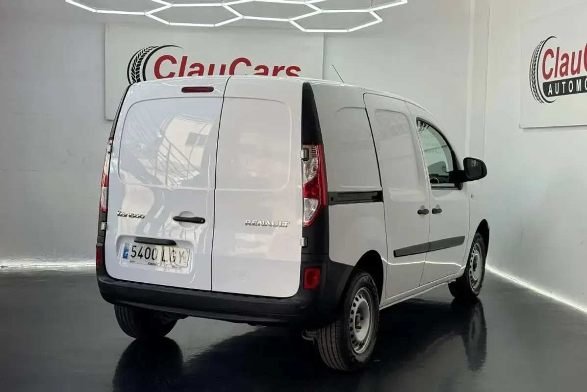 Usado Renault Kangoo 75 CV (55 kW) 2020 Blanco Monovolumen