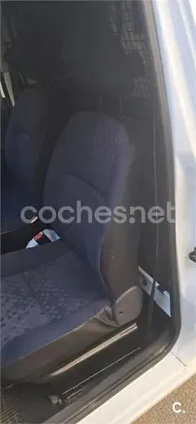 Usado Peugeot Partner Tepee 75 CV (55 kW) 2009 Blanco Monovolumen
