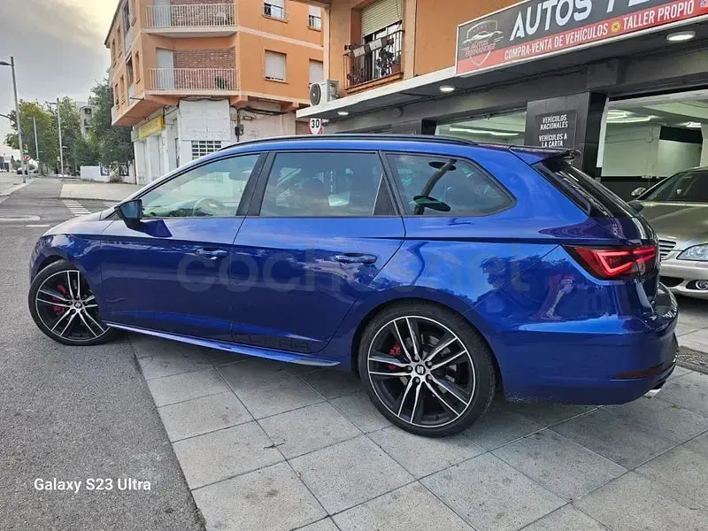 Usado Seat Leon CUPRA 290 CV (213 kW) 2019 Azul Familiar