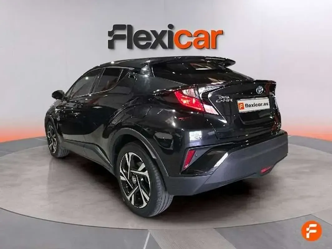 Usado Toyota C-HR Advance 122 CV (89 kW) 2022 Negro SUV