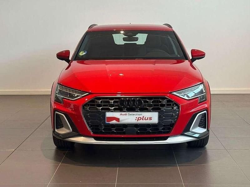 Occasion Audi A3 150 PK (110 kW) 2025 Rood SUV