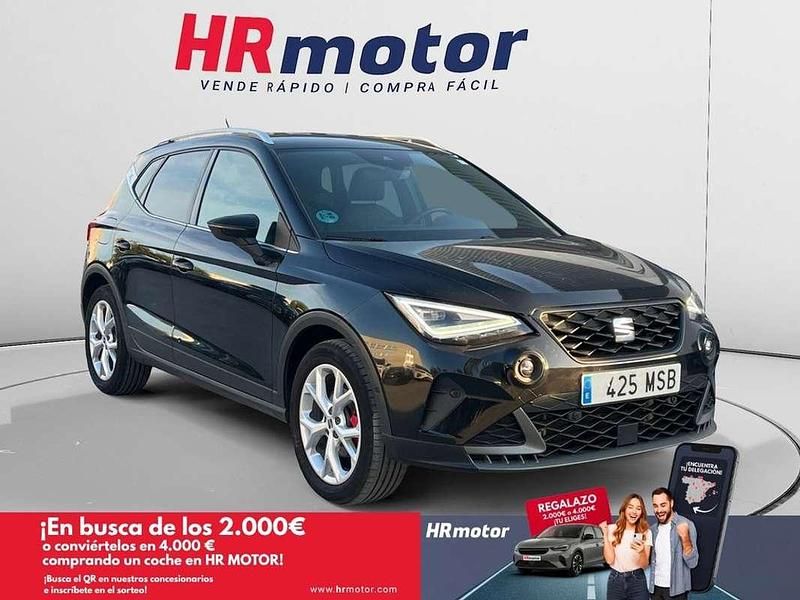 Negro Usado 2024 Seat Arona FR SUV | 19.890 € (Precio justo) - Imagen 1/4