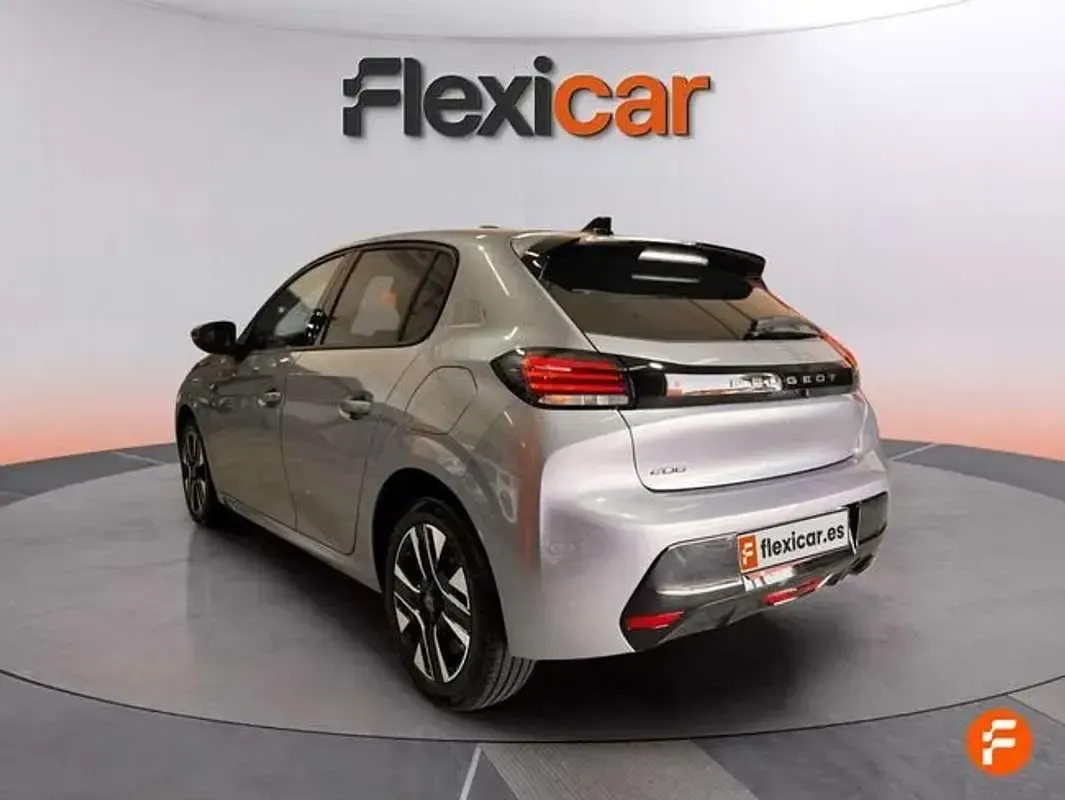 Occasion Peugeot 208 Allure 101 PK (74 kW) 2025 Grijs Hatchback