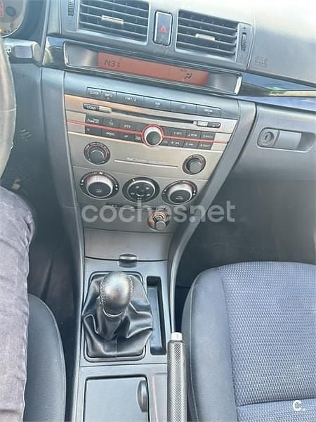Negro Usado 2007 Mazda 3 Active Berlina | 2400 € (Super precio) - Imagen 1/4