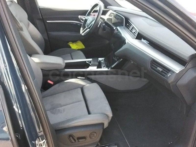 Usado Audi e-tron Sportback S-Line 300 kW (408 CV) 2022 Eléctrico SUV