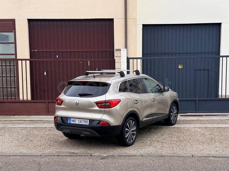 Usado Renault Kadjar Zen 130 CV (95 kW) 2016 Beige SUV