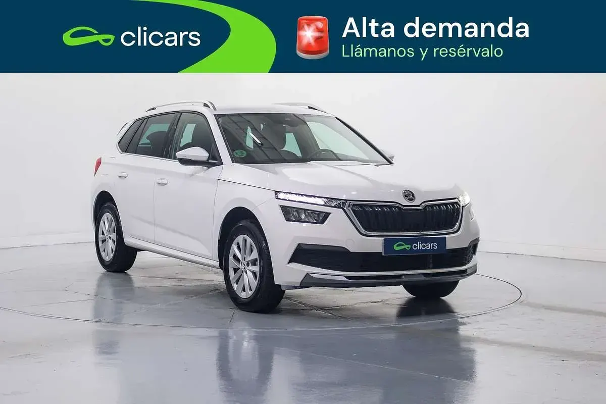 Usado Skoda Kamiq Active 110 CV (80 kW) 2023 Blanco SUV