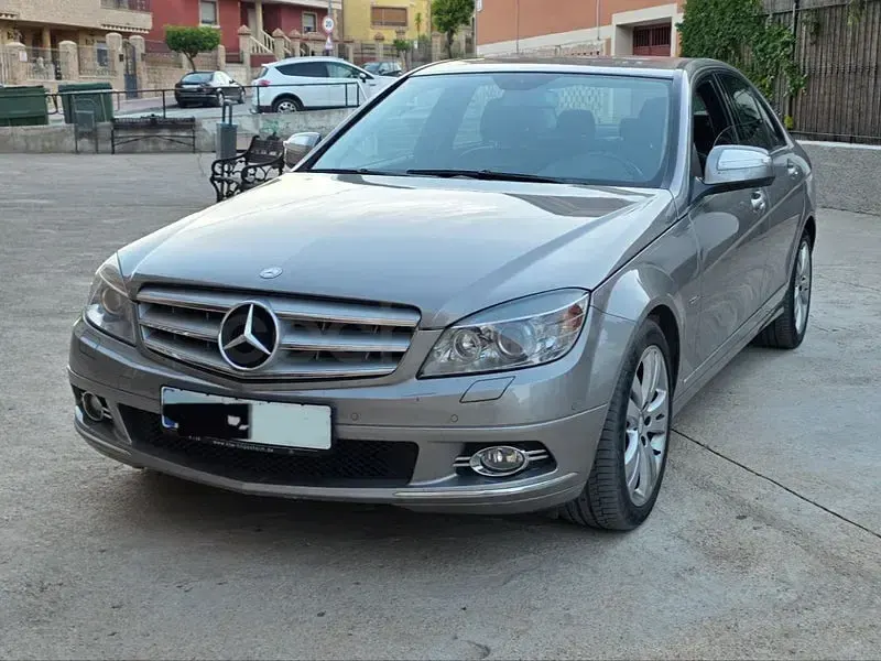 Usado Mercedes C320 Elegance 224 CV (164 kW) 2009 Beige Familiar