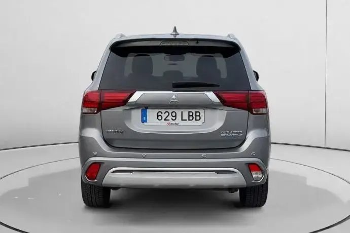 Usado Mitsubishi Outlander P-HEV 224 CV (164 kW) 2019