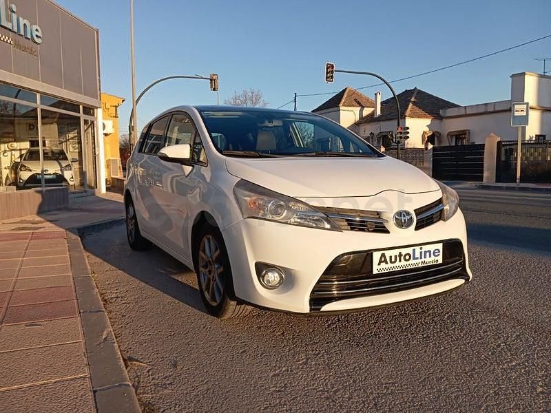 Usado Toyota Verso Advance 132 CV (97 kW) 2013 Blanco Monovolumen