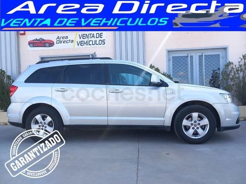 Gris / plata Usado 2011 Fiat Freemont Urban SUV | 10.990 € (Precio justo) - Imagen 1/4