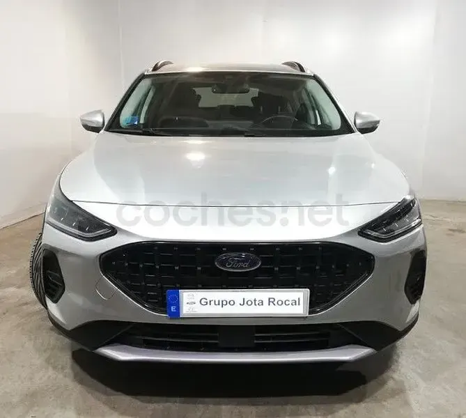 Usado Ford Focus Active X 155 CV (114 kW) 2024 Gris / plata Berlina