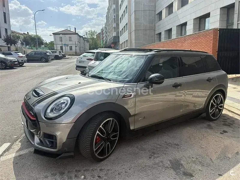 Usado Mini John Cooper Works Clubman 231 CV (169 kW) 2016 Gris / plata Familiar