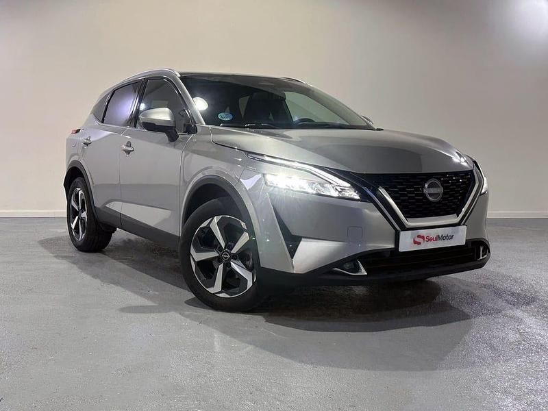 Usado Nissan Qashqai N-Connecta 158 CV (116 kW) 2024 Gris / plata SUV