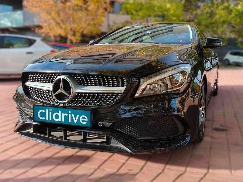 Usado Mercedes CLA220 177 CV (130 kW) 2018 Negro Berlina
