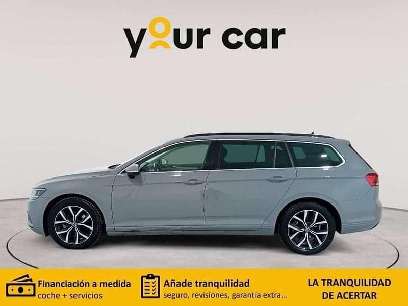 Usado VW Passat Executive 150 CV (110 kW) 2022 Gris / plata Familiar
