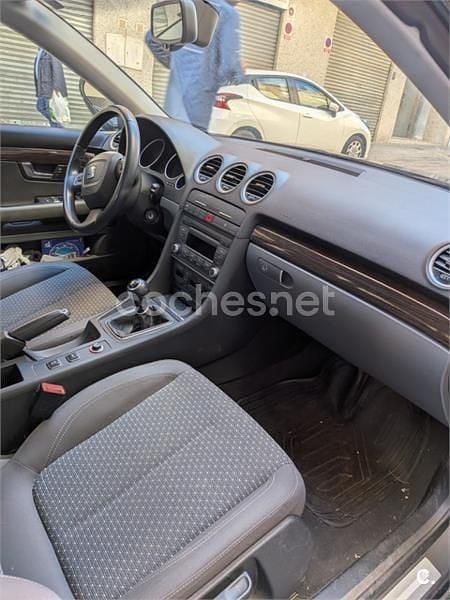 Usado Seat Exeo Style 143 CV (105 kW) 2011 Negro Berlina