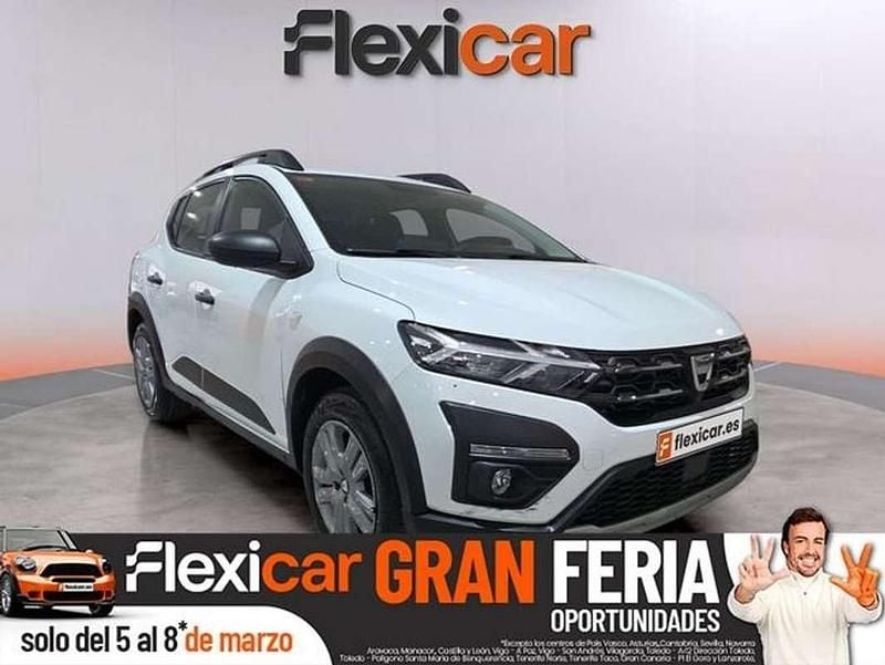 Usado Dacia Sandero Essentiel 91 CV (66 kW) 2021 Blanco Utilitario
