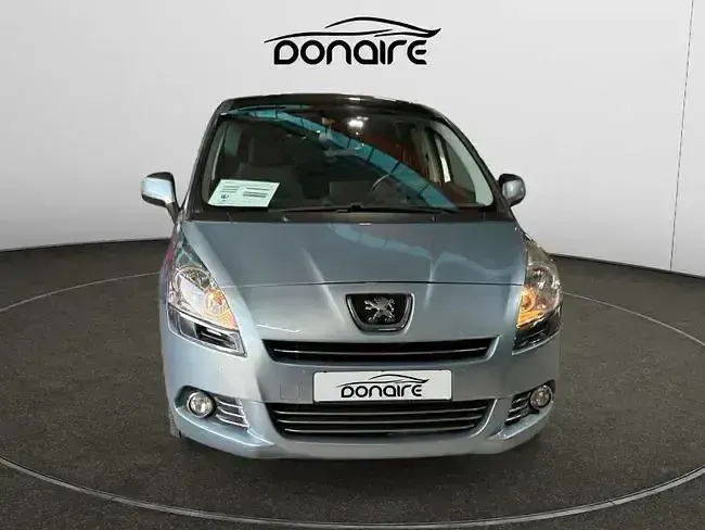 Usado Peugeot 5008 Sport 156 CV (114 kW) 2010 Gris Monovolumen