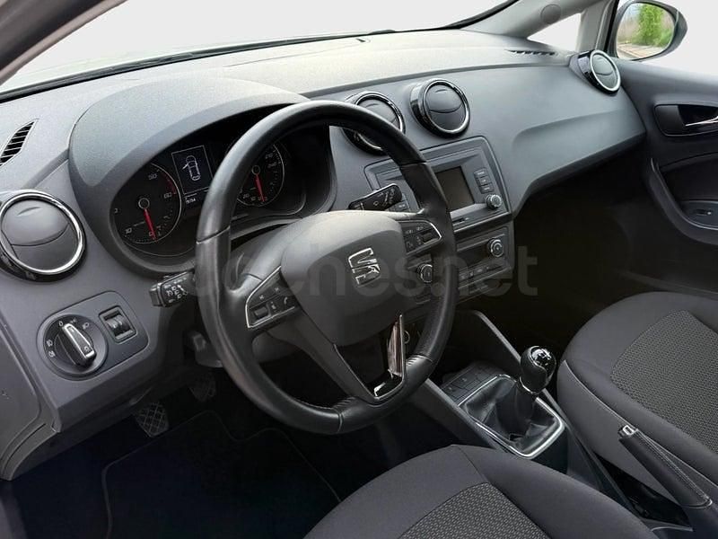 Usado Seat Ibiza CONNECT 105 CV (77 kW) 2017 Blanco Berlina