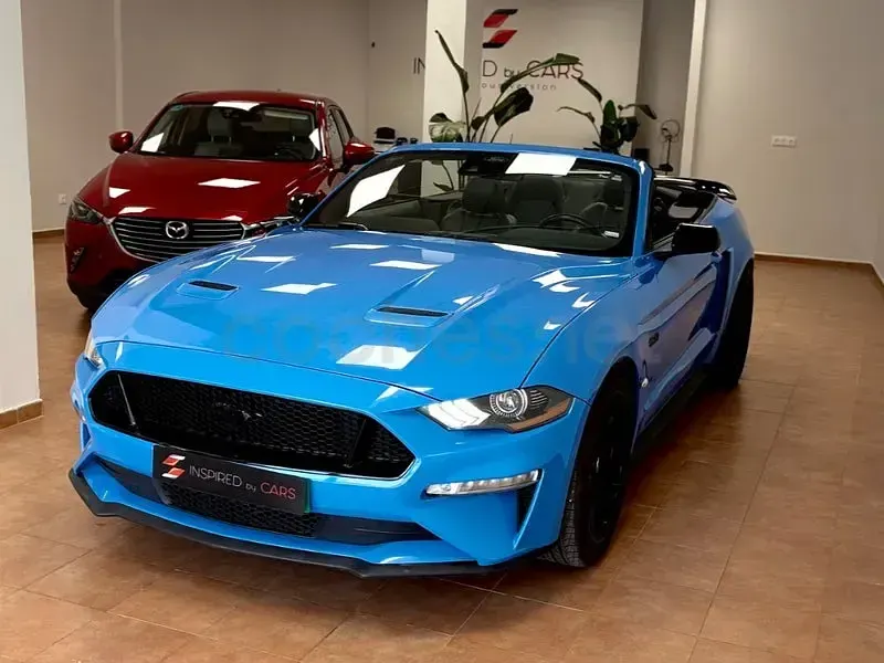Usado Ford Mustang GT 450 CV (330 kW) 2022 Azul Descapotable