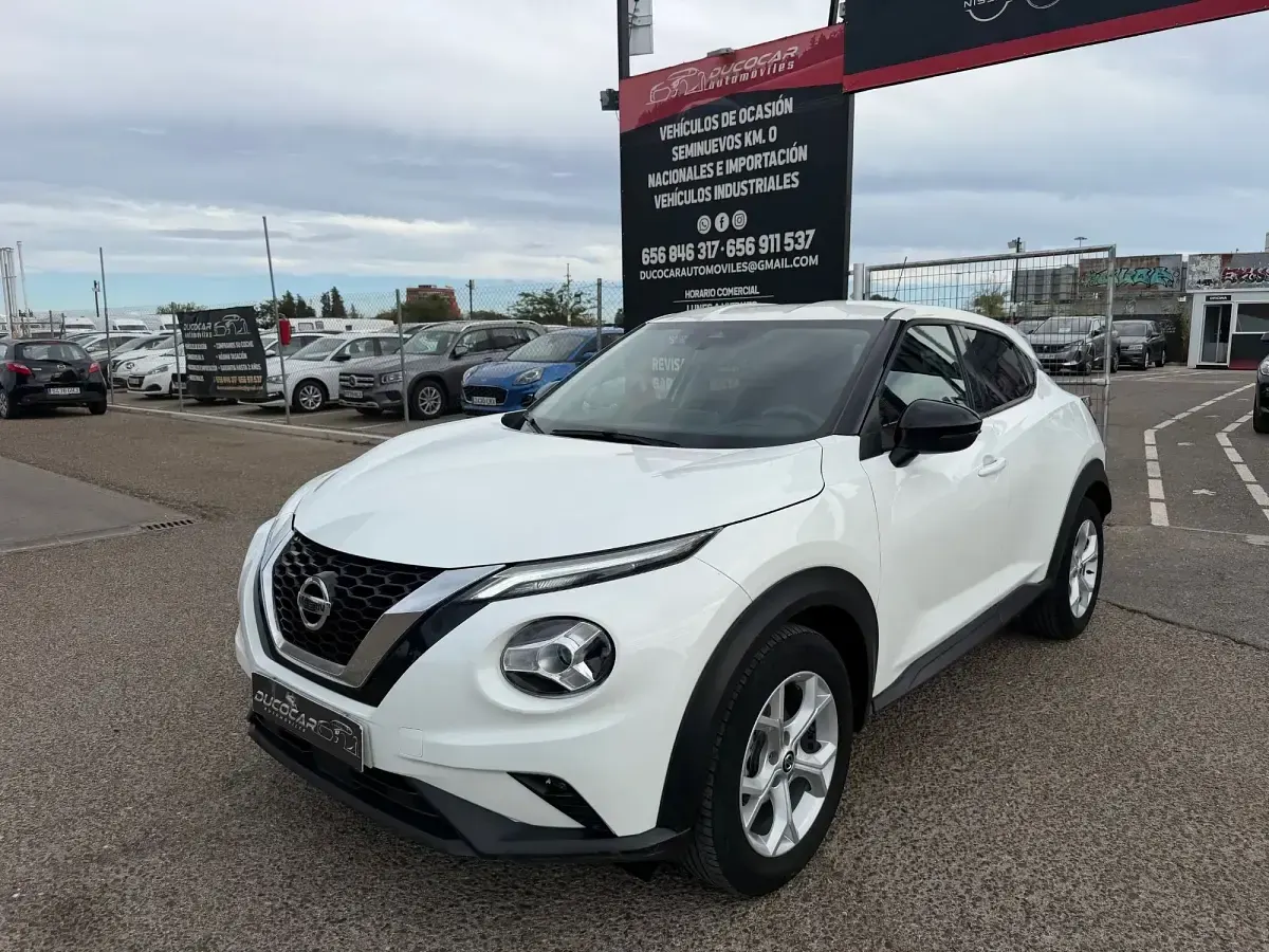 Usado Nissan Juke Acenta 114 CV (83 kW) 2022 Blanco SUV