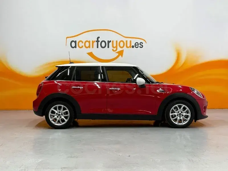 Usado Mini Cooper 136 CV (100 kW) 2018 Rojo Utilitario