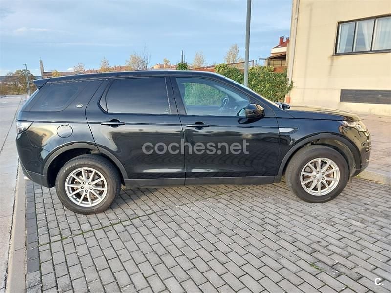 Usado Land Rover Discovery Sport SE 150 CV (110 kW) 2016 Negro SUV