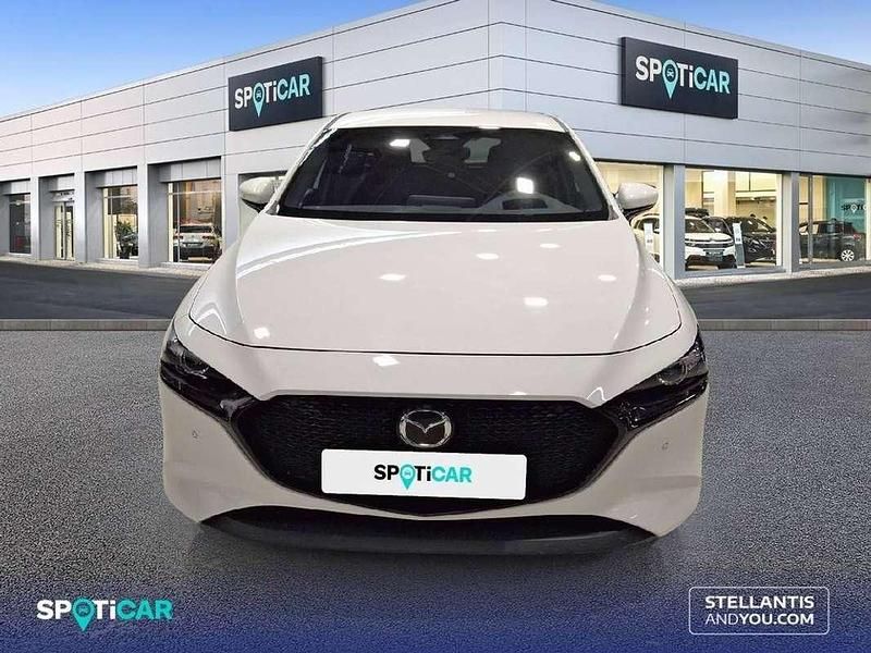 Usado Mazda 3 Center-Line 141 CV (103 kW) 2025 Blanco Berlina