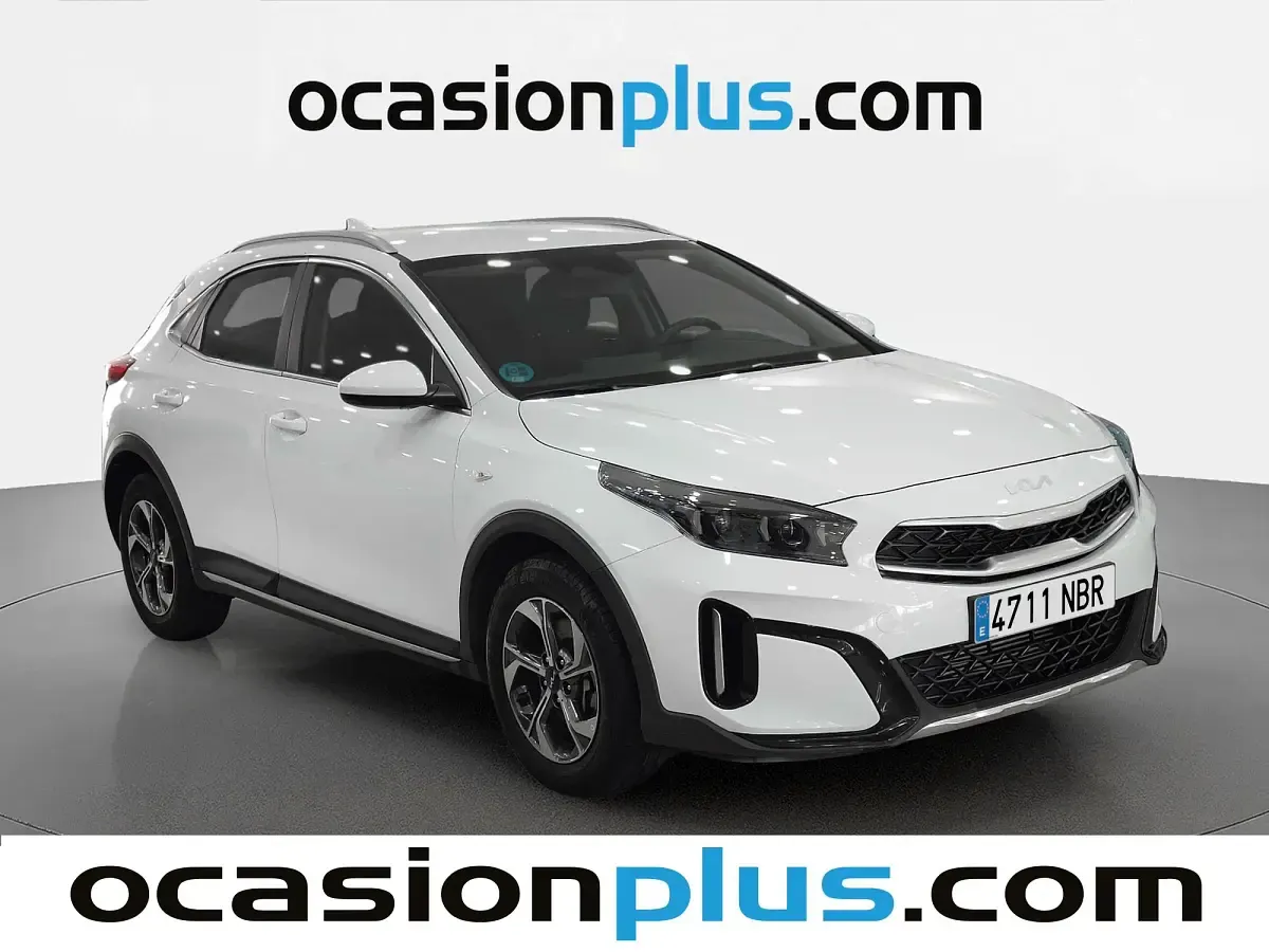 Usado Kia XCeed 100 CV (73 kW) 2025 Blanco SUV
