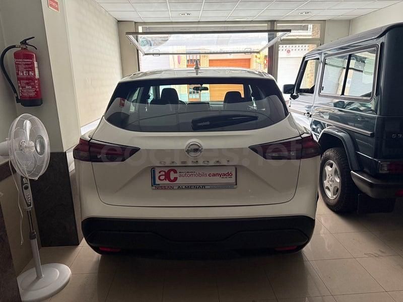 Usado Nissan Qashqai Acenta 140 CV (102 kW) 2022 Blanco SUV