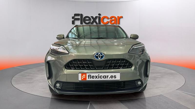 Usado Toyota Yaris Hybrid Plus 116 CV (85 kW) 2021 Gris
