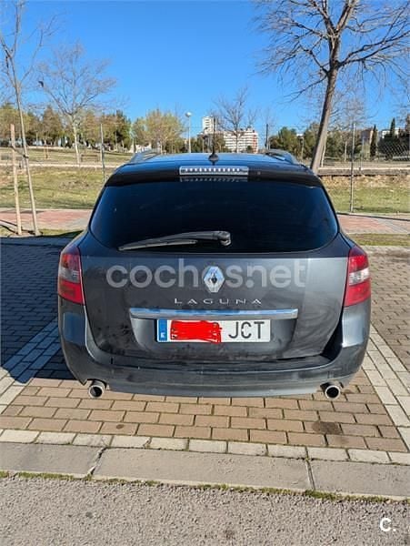 Usado Renault Laguna III GT 150 CV (110 kW) 2015 Gris / plata Familiar