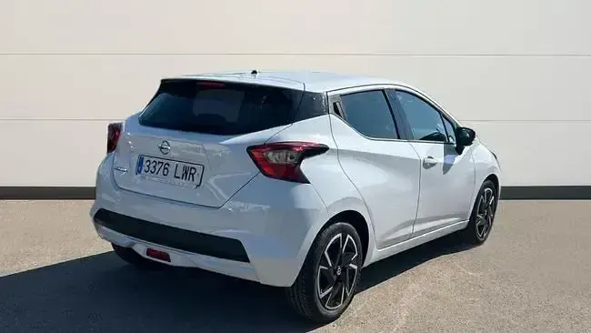 Usado Nissan Micra Acenta 92 CV (67 kW) 2022 Blanco Utilitario