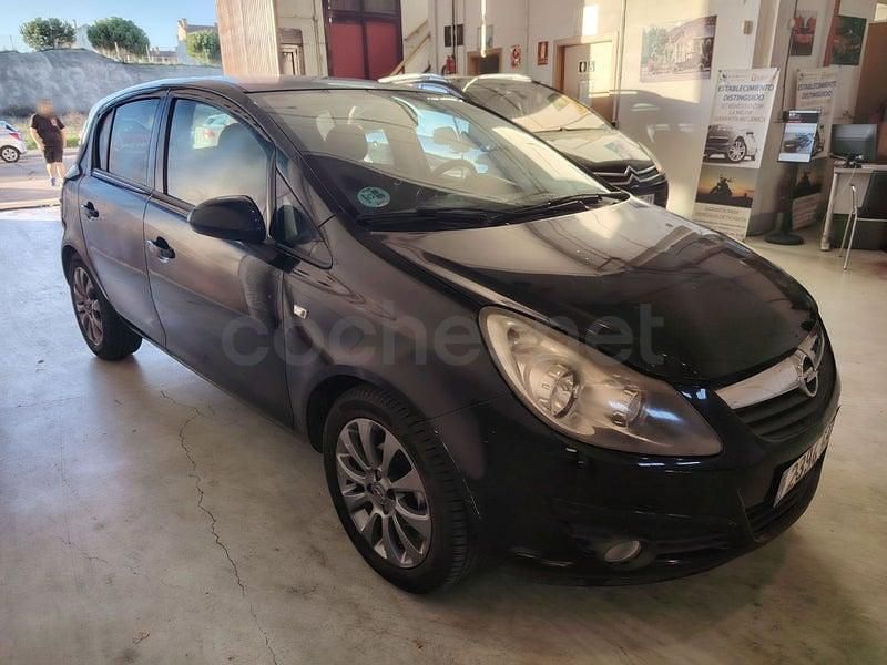 Usado Opel Corsa 100 CV (73 kW) 2010 Negro Utilitario