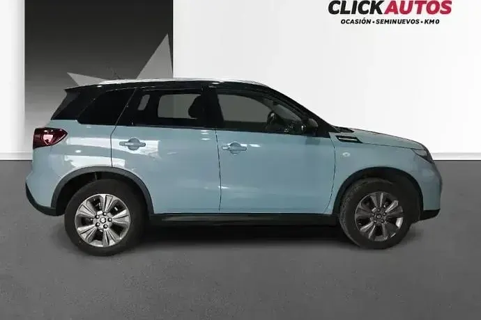 Usado Suzuki Vitara 129 CV (94 kW) 2025 Rojo SUV