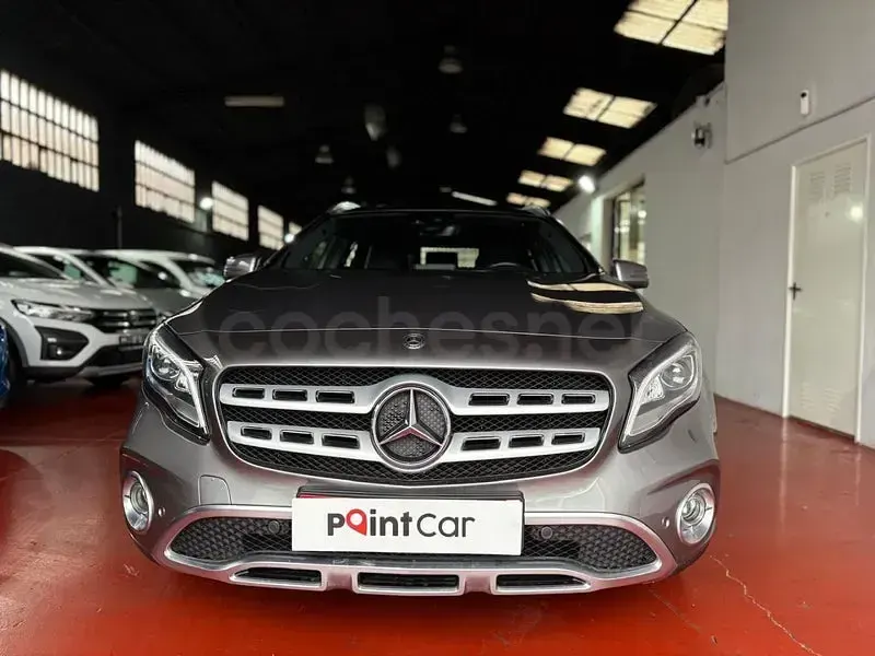 Usado Mercedes GLA200 136 CV (100 kW) 2019 Gris / plata SUV
