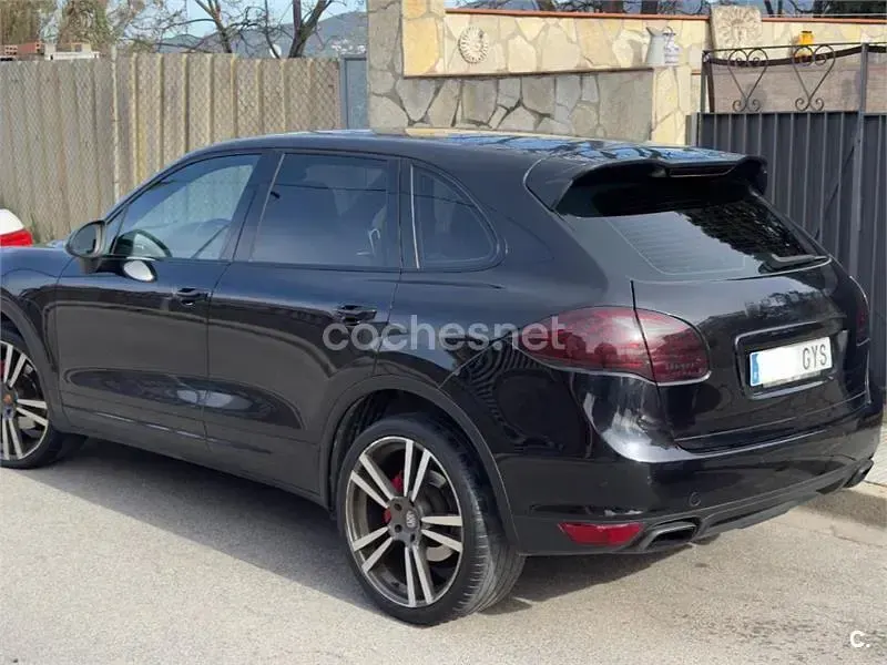 Usado Porsche Cayenne 300 CV (220 kW) 2011 Negro SUV