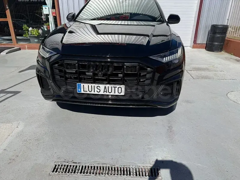 Usado Audi Q8 S-Line 286 CV (210 kW) 2022 Negro SUV