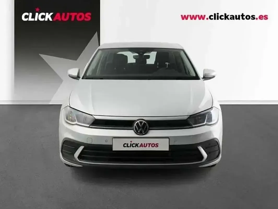 Begagnad VW Polo Life 95 HK (69 kW) 2024 Silver Halvkombi