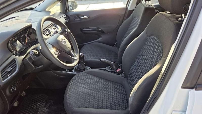 Usado Opel Corsa Selective 90 CV (66 kW) 2019 Blanco Utilitario