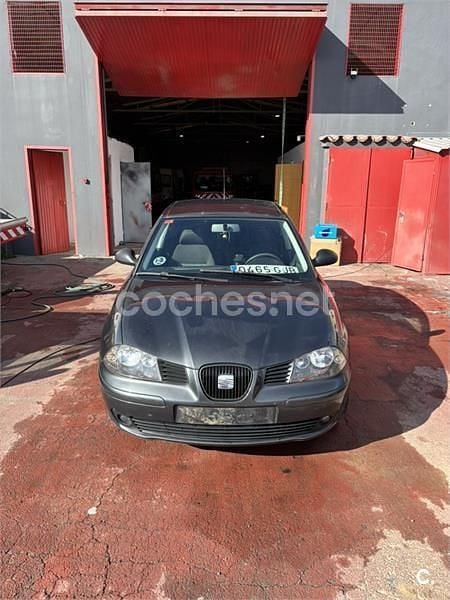 Usado Seat Cordoba Reference 80 CV (58 kW) 2008 Negro Berlina