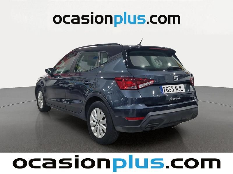 Usado Seat Arona Style 110 HP (80 kW) 2023 Cinzento SUV