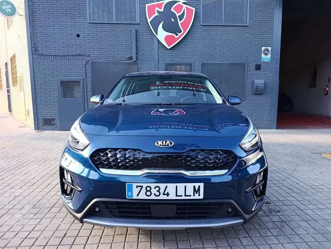 Usado Kia Niro 141 CV (103 kW) 2020 Azul SUV