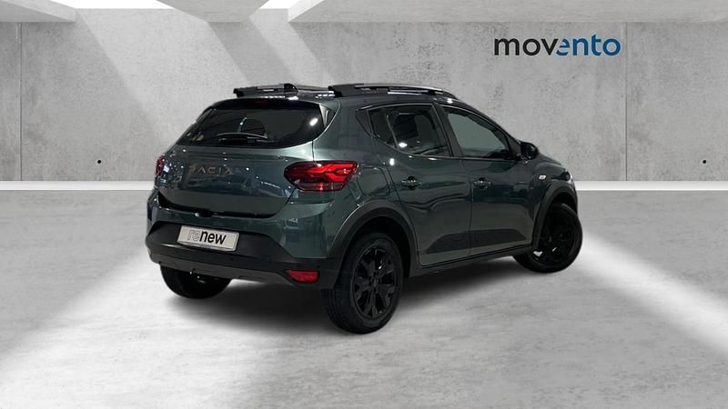 Usado Dacia Sandero Extreme 101 CV (74 kW) 2025 Verde Berlina