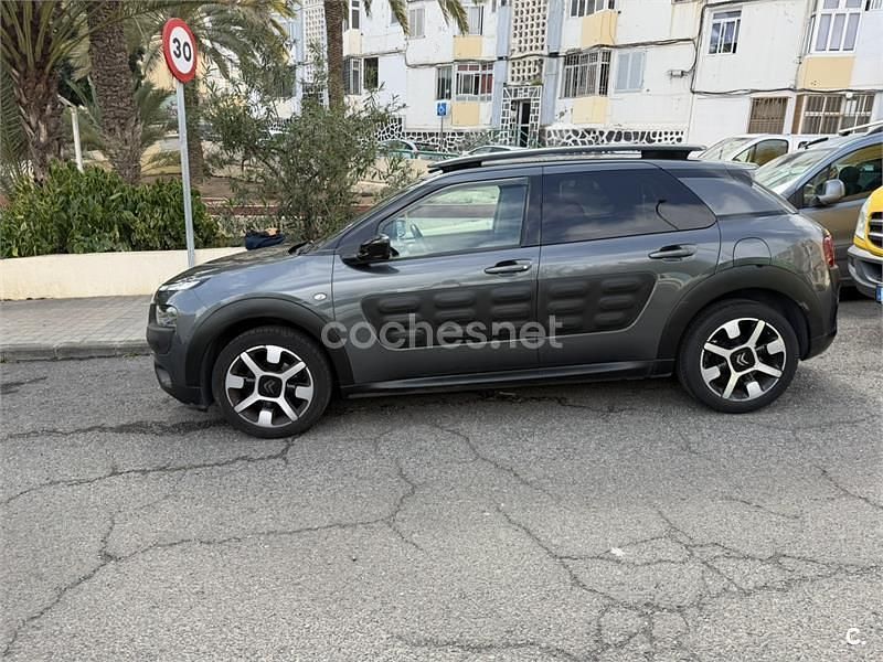 Occasion Citroën C4 Feel 110 PK (80 kW) 2015 Zwart Sedan