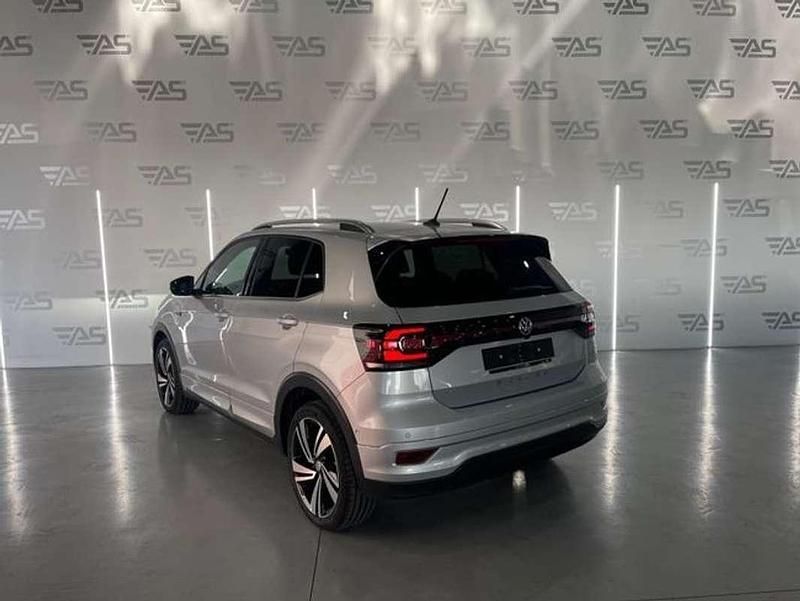 Usado VW T-Cross Sportline 116 CV (85 kW) 2019 Gris SUV