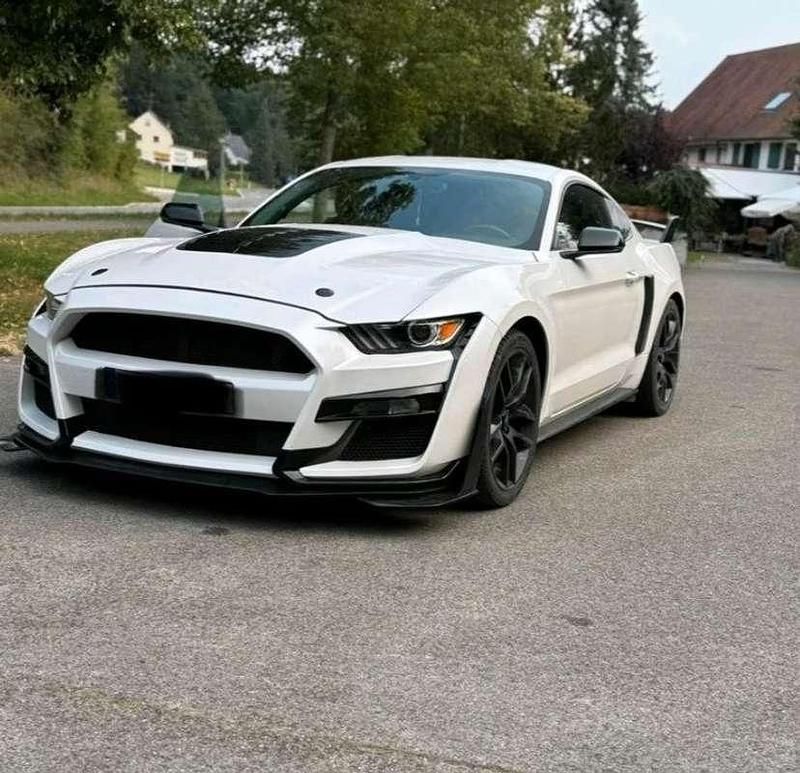 Blanco Usado 2017 Ford Mustang GT Coupe | 39.344 € (Un poco caro) - Imagen 1/4