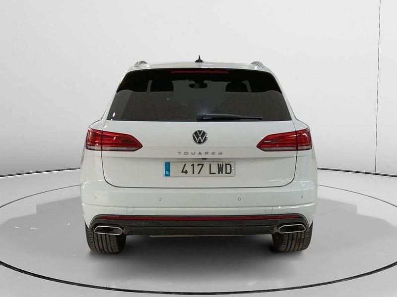 Usado VW Touareg Elegance 286 CV (210 kW) 2022 Blanco SUV